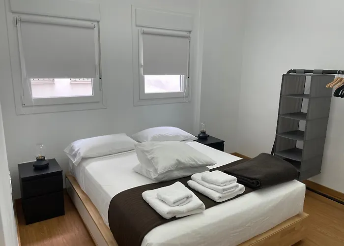 Apartamento Calle Rodrigo De Triana Con Opcion De Parking