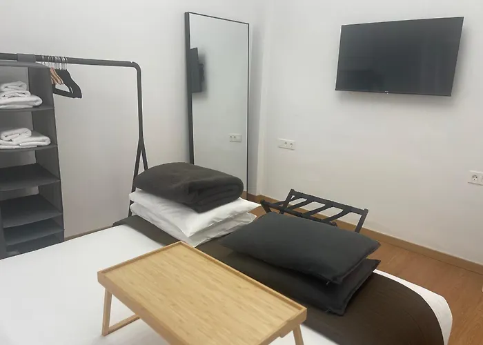Apartamento Calle Rodrigo De Triana Con Opcion De Parking