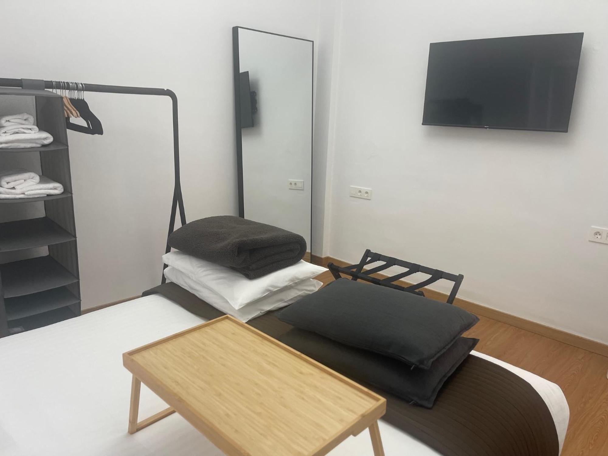 Appartamento Calle Rodrigo De Triana Con Opcion De Parking Siviglia